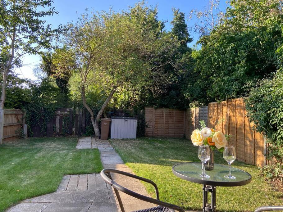 Cosy Bungalow Near Open Countryside Felixstowe Exteriér fotografie